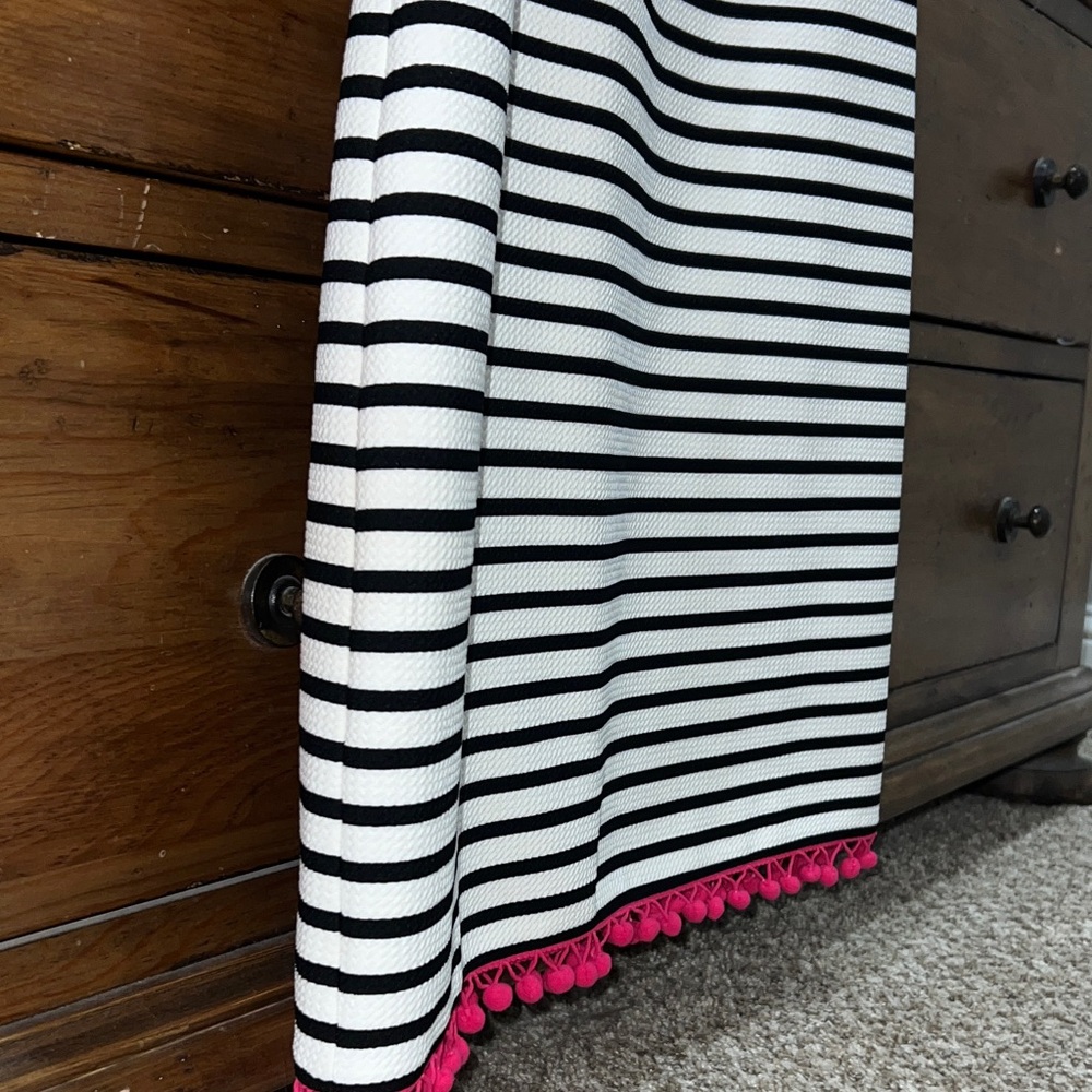 HeYTON Black & White Striped Sleeveless Dress with Pink Pom Pom Trim! SIZE 4 - Picture 5 of 9